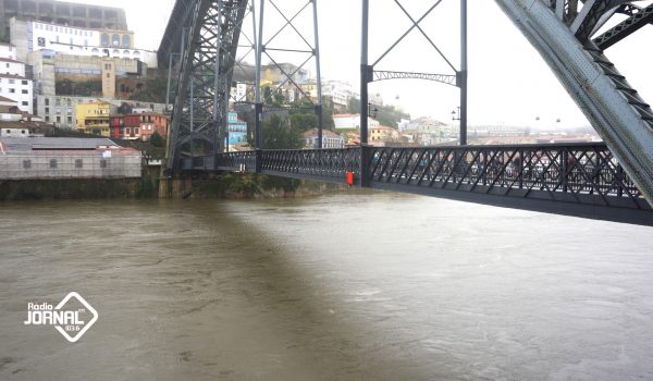 Lojistas preocupados com subida do caudal do Rio Douro