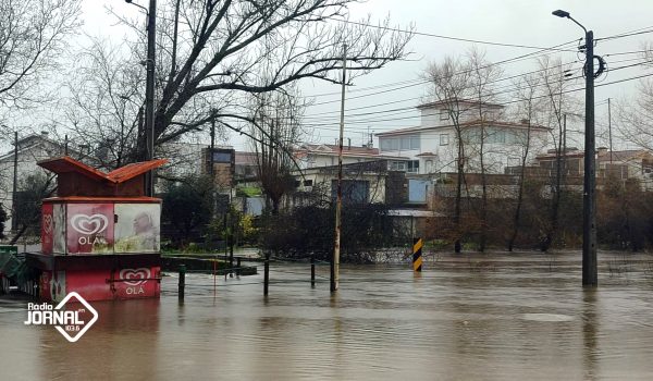 Parque da Cidade de Paredes alagado devido ao mau tempo