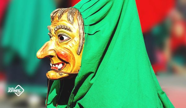 GOVERNO DÁ TOLERÂNCIA DE PONTO NA TERÇA-FEIRA DE CARNAVAL