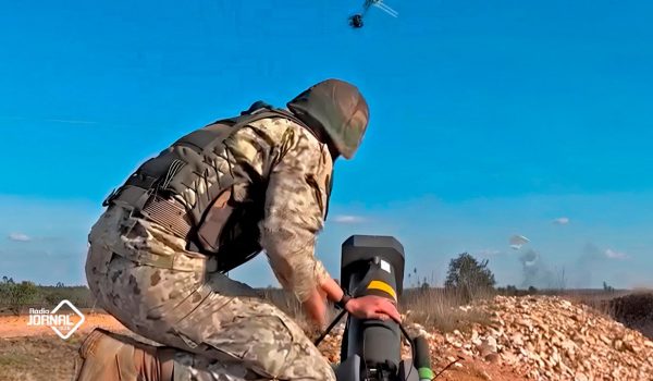 EXÉRCITO PORTUGUÊS TESTA DRONE DE ATAQUE