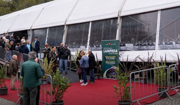 FESTIVAL DA LAMPREIA ESTÁ DE REGRESSO A PENAFIEL E COM PRATO A 20 EUROS