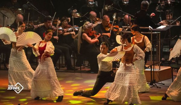 “CARMEN” SOBE AO PALCO DO CCP