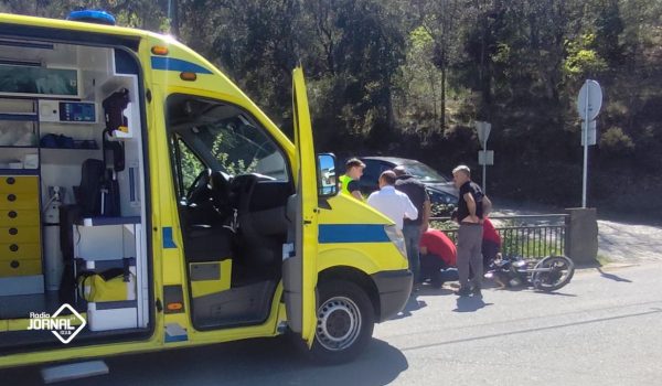 Acidente com motociclo causa ferido em Gandra