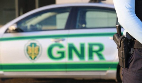 CONDUTOR DETIDO EM LOUSADA APÓS TENTAR SUBORNAR GNR COM 100 EUROS