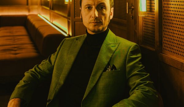 SAMUEL ÚRIA CELEBRA O 25 DE ABRIL NAS “NOITES ACÚSTICAS” EM LOUSADA