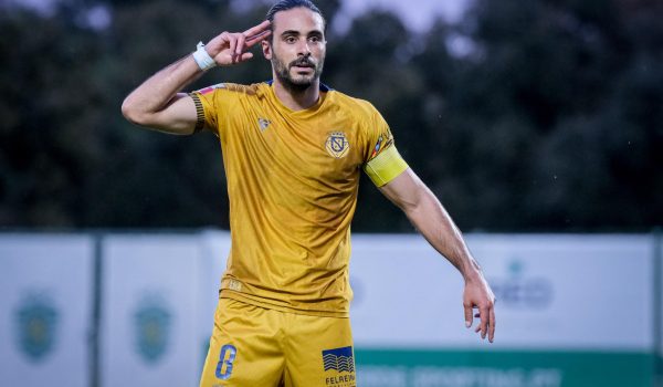 FELGUEIRAS SURPREENDE SPORTING B E GANHA NOVO FÔLEGO NA LUTA PELA MANUTENÇÃO