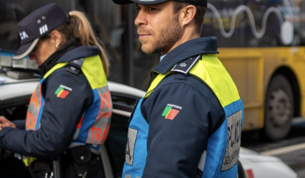 PSP DETÉM 629 PESSOAS NUMA SEMANA E REGISTA MAIS DE MIL ACIDENTES