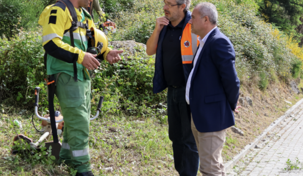 PAREDES AVANÇA COM LIMPEZA DE TERRENOS PARA PREVENIR INCÊNDIOS