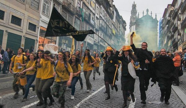 QUEIMA DAS FITAS DO PORTO REFORÇA SEGURANÇA E ESPERA 250 MIL PESSOAS