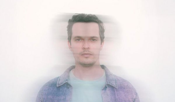 MARTIM SOUSA TAVARES APRESENTA “PONTO DE FUGA” EM PAREDES