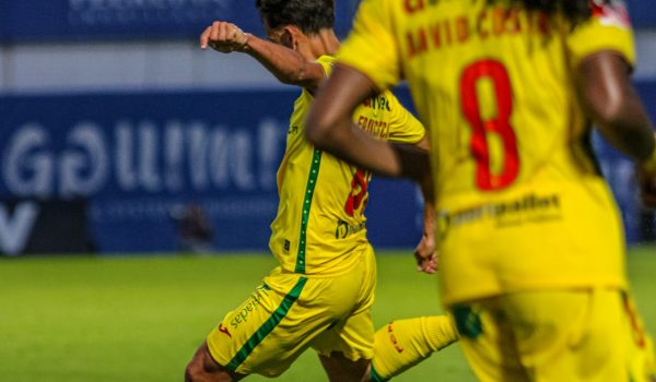 PAÇOS DE FERREIRA PERDE EM CASA E CAI PARA ZONA DE DESCIDA NA II LIGA