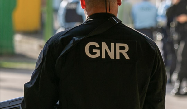 GNR APREENDE MAIS DE 2.100 DOSES DE COCAÍNA EM PENAFIEL