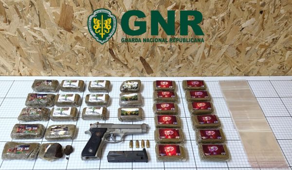 GNR apreende mais de 5 mil doses de canábis e detém reincidentes em Paços de Ferreira