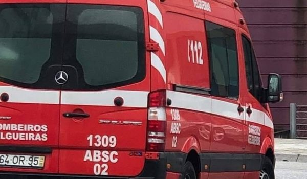 Trabalhador morre após sofrer descarga elétrica junto a estabelecimento comercial em Felgueiras