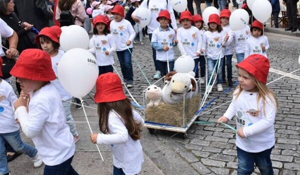 Festividades do Corpo de Deus em Penafiel começam hoje com o Cortejo do Carneirinho