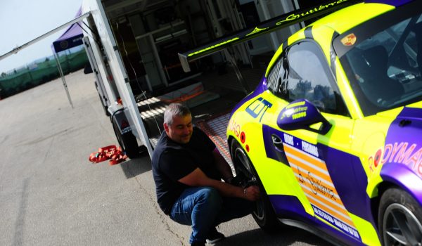 Preparador de Penafiel Miguel Costa na Rampa Serra da Estrela a apoiar espanhol António Gutierrez