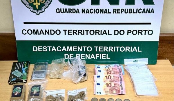 GNR apanha duas mulheres com droga e balança de precisão em Paredes