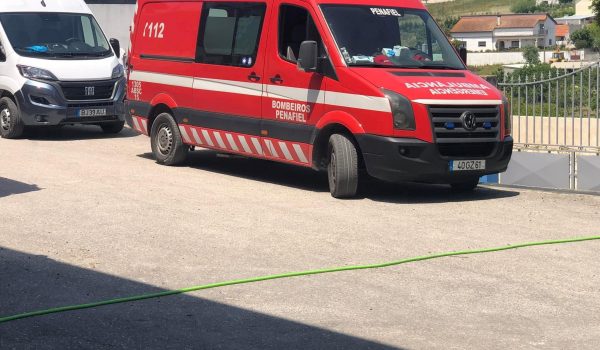 Penafiel: Colisão entre mota e camião de transporte de ração faz um morto