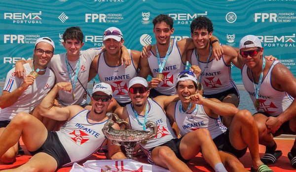 Clube Naval Infante D. Henrique sagra-se campeão nacional de remo em seniores