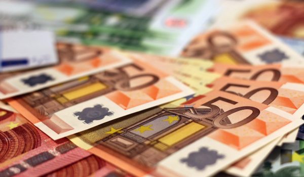 Operação “Eclipse”: PJ detém 11 pessoas por suspeita de burla e branqueamento de 50 milhões de euros