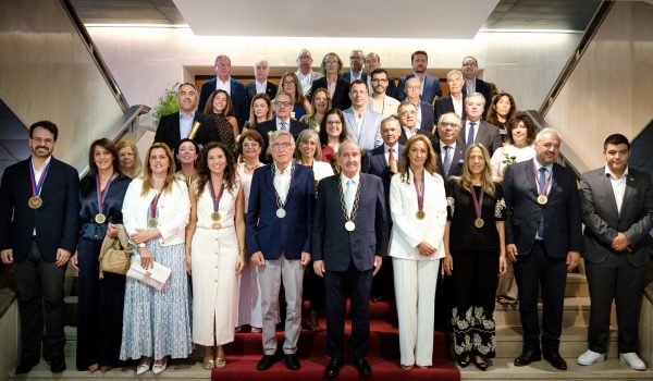 Município da Maia homenageia cerca de 30 antigos autarcas com Medalha de Mérito Autárquico (Ouro)