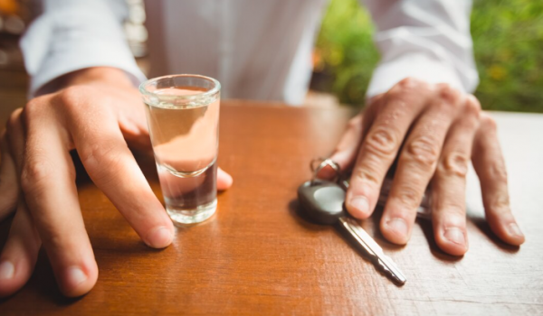 Um em cada quatro condutores mortos em 2025 tinha taxa de álcool considerada crime