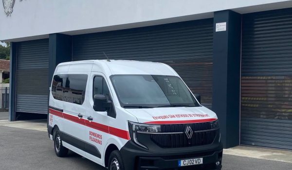 Nova ambulância de transporte não urgente reforça serviço dos Bombeiros de Felgueiras