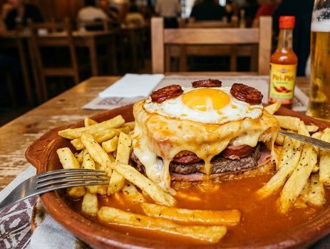 Festival da Francesinha em Duas Igrejas angaria fundos para obras na residência paroquial