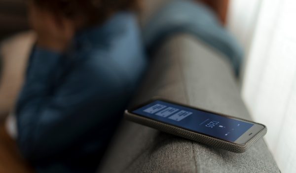 Jovem em prisão preventiva acusado de incitar vítimas a automutilação e de crimes sexuais