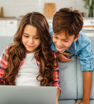 Mais de 20 milhões de crianças foram vítimas de abuso sexual online em 2025, revela estudo da Unicef e Interpol