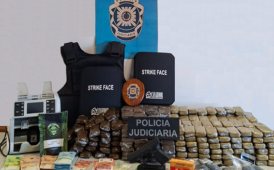 Vila Nova de Famalicão: Um detido e 100 quilos de haxixe apreendidos pela Polícia Judiciária