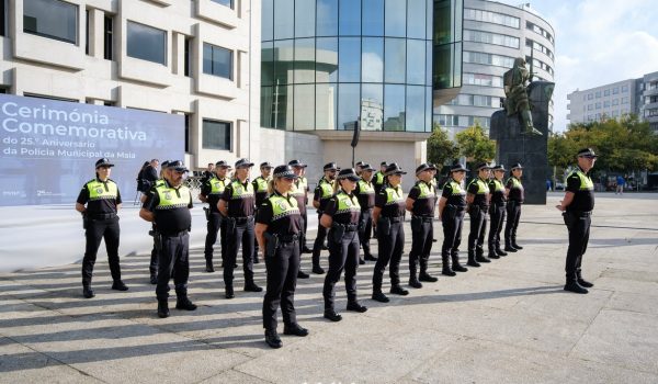 Polícia Municipal da Maia assinala 25 anos com imposição de insígnias e garantia de reforço futuro