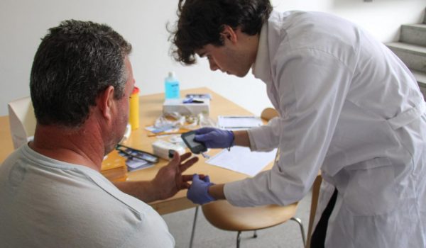 “Medicina na Baixa” leva avaliações gratuitas de risco cardiovascular e diabetes à população do Porto